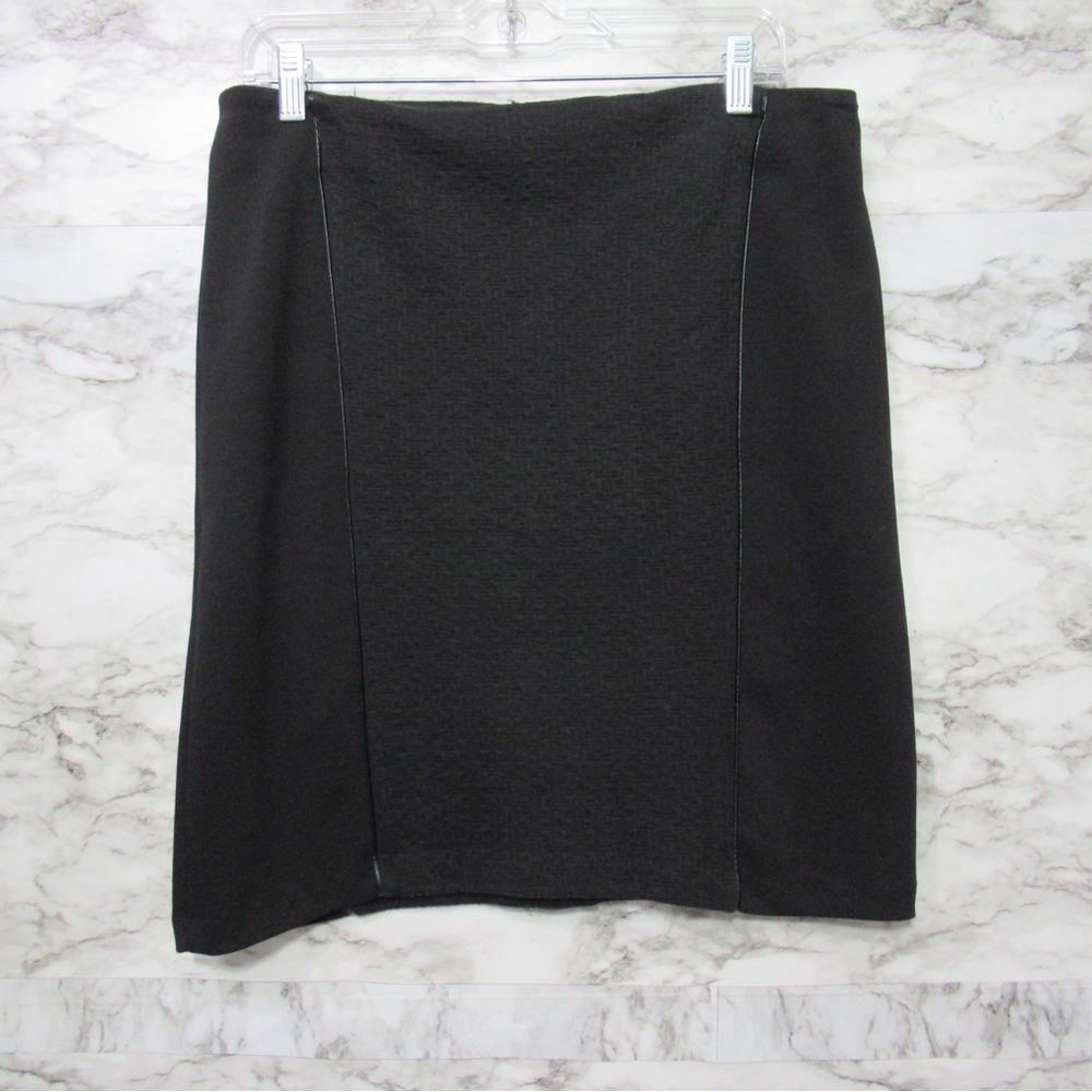 Laundry by Shelli Segal Quilted Black Pencil Skirt Size 10